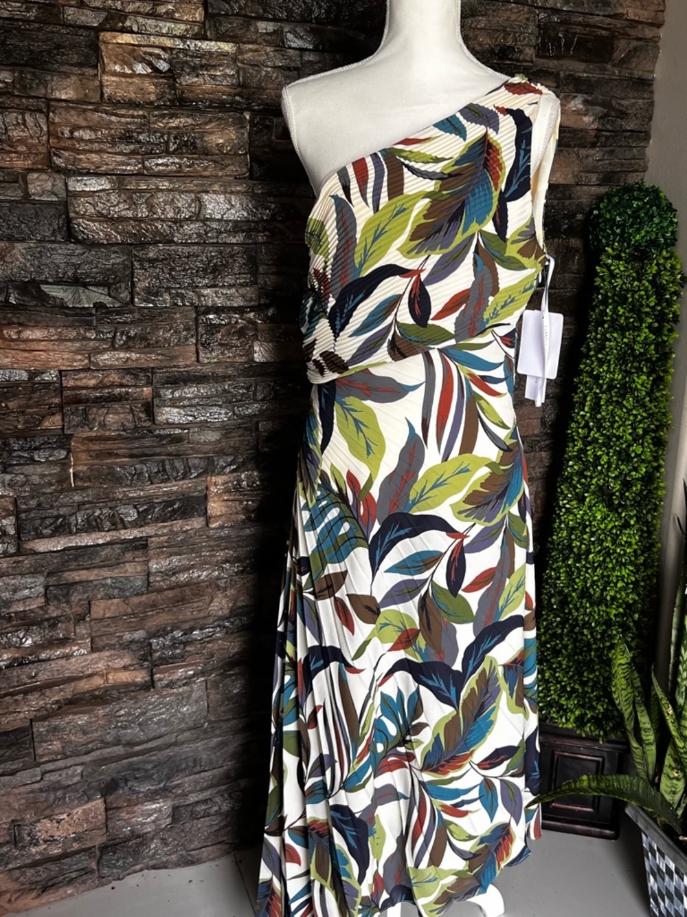 Nicole Miller One-Shoulder Leaf-Print Midi Dress in Green, Blue and Tan - Picture 4 of 16